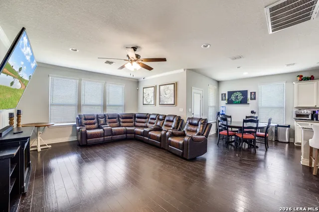 1611 AFTERLIGHT DR San Antonio, TX 78245