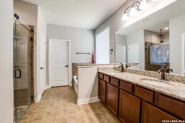 1611 AFTERLIGHT DR San Antonio, TX 78245