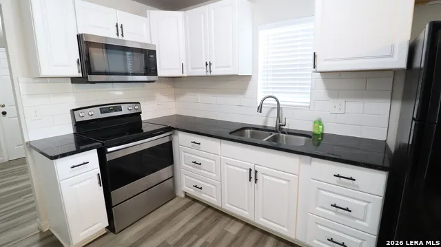 2735 PECAN VALLEY DR San Antonio, TX 78210