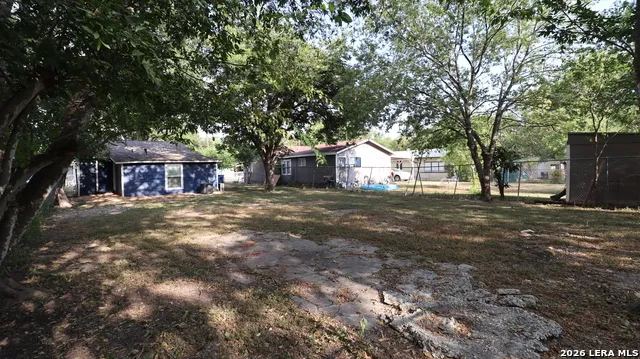 2735 PECAN VALLEY DR San Antonio, TX 78210