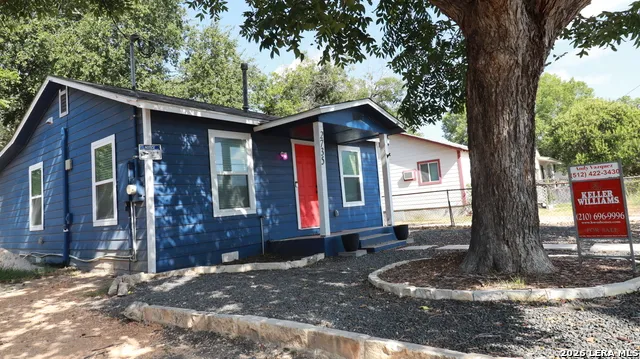 2735 PECAN VALLEY DR San Antonio, TX 78210