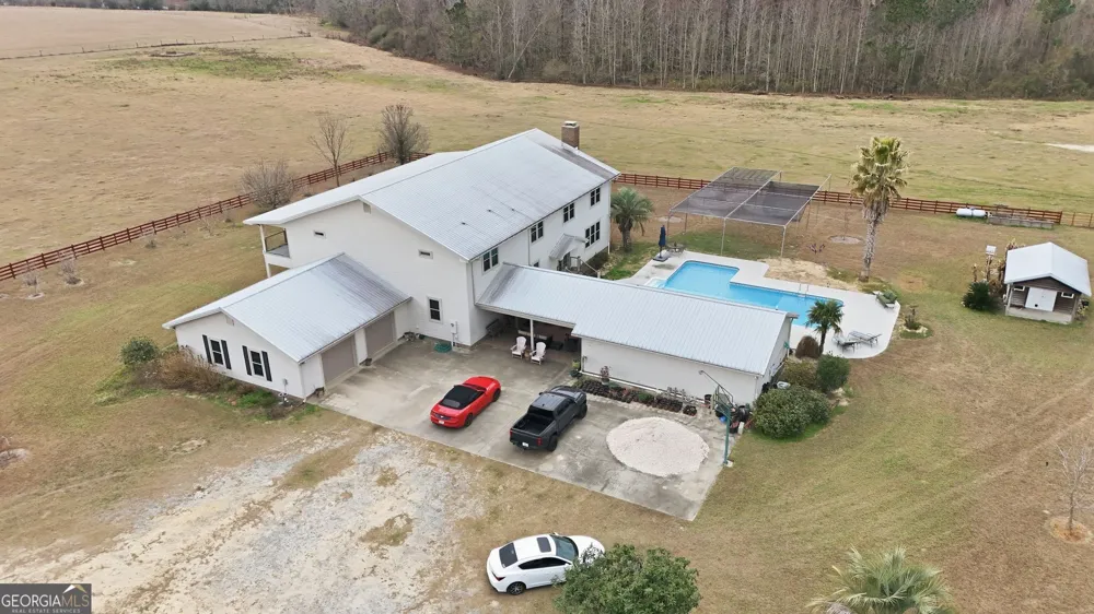 2368 Ogeechee RD Sylvania, GA 30467
