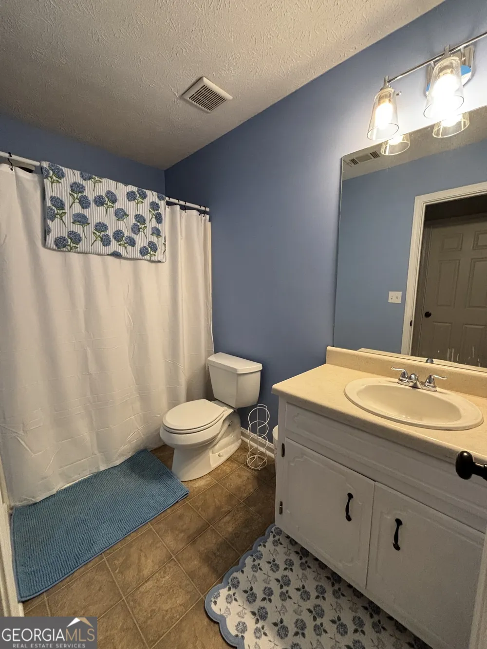 1962 Joanne DR Loganville, GA 30052