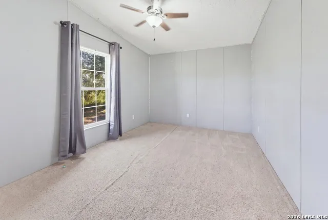 3015 EICHMAN RD Poteet, TX 78065