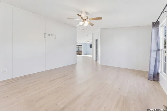 3015 EICHMAN RD Poteet, TX 78065