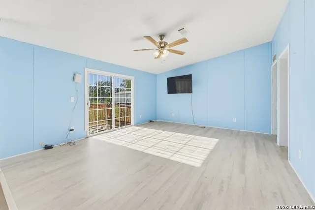 3015 EICHMAN RD Poteet, TX 78065