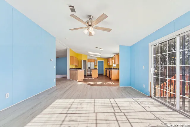 3015 EICHMAN RD Poteet, TX 78065