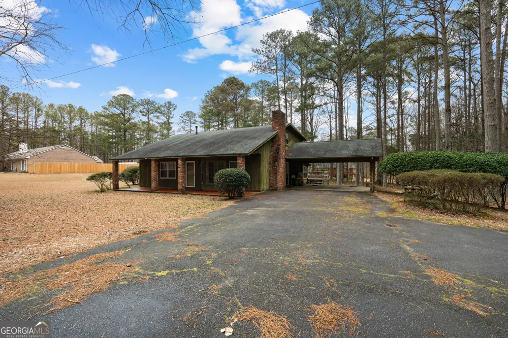 447 Adams RD Fayetteville, GA 30214