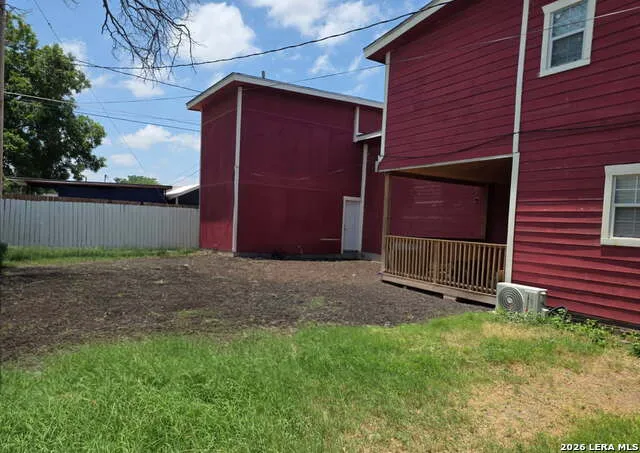 1916 MAIN ST Del Rio, TX 78840