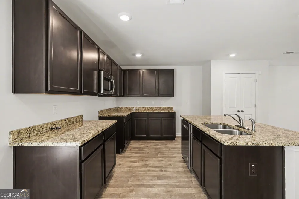 6506 Beaver Creek TRL Atlanta, GA 30349