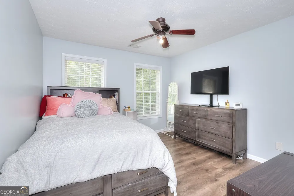 1106 Caroline CT Loganville, GA 30052
