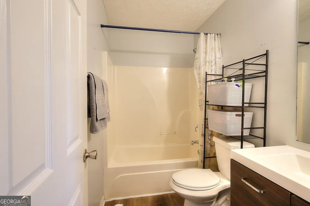 1106 Caroline CT Loganville, GA 30052