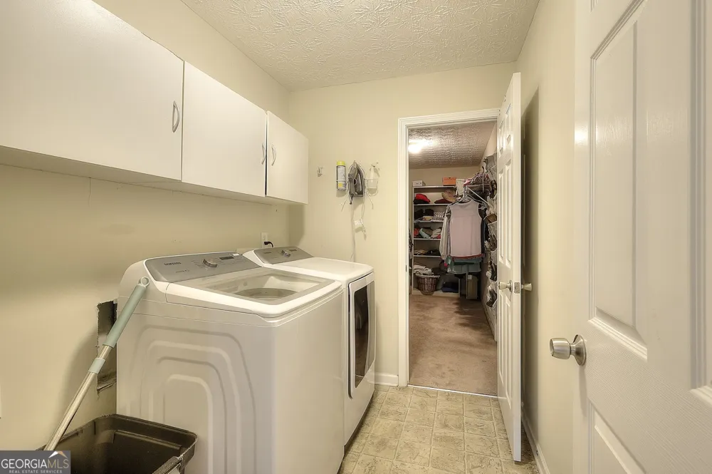 1106 Caroline CT Loganville, GA 30052