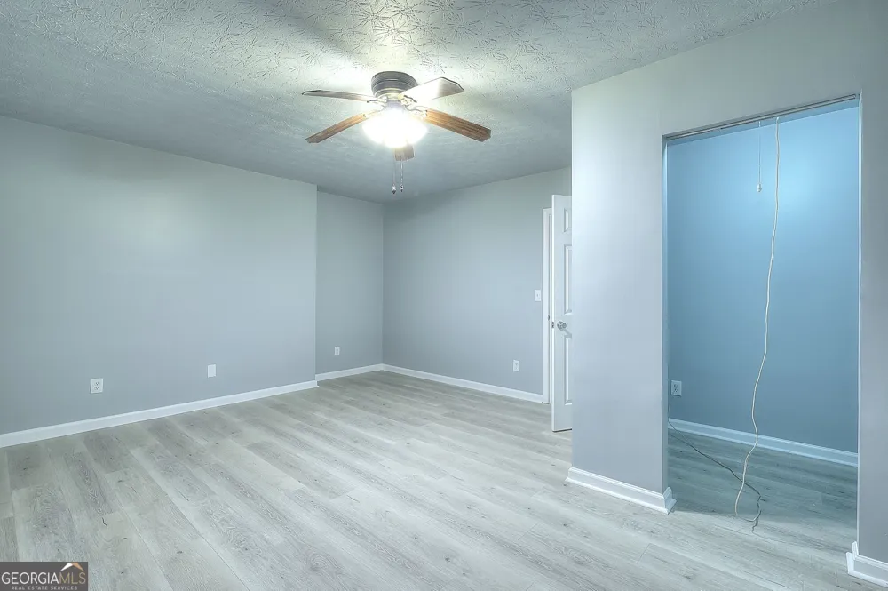 1106 Caroline CT Loganville, GA 30052