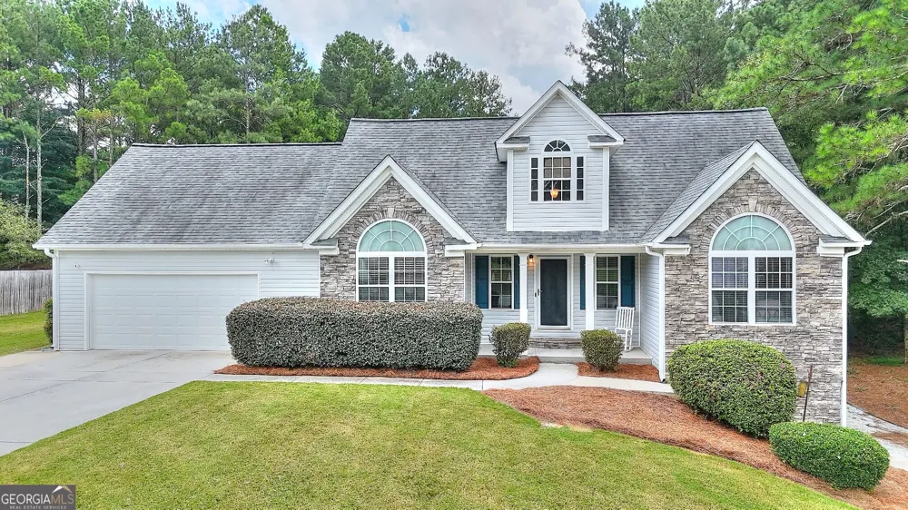 1106 Caroline CT Loganville, GA 30052