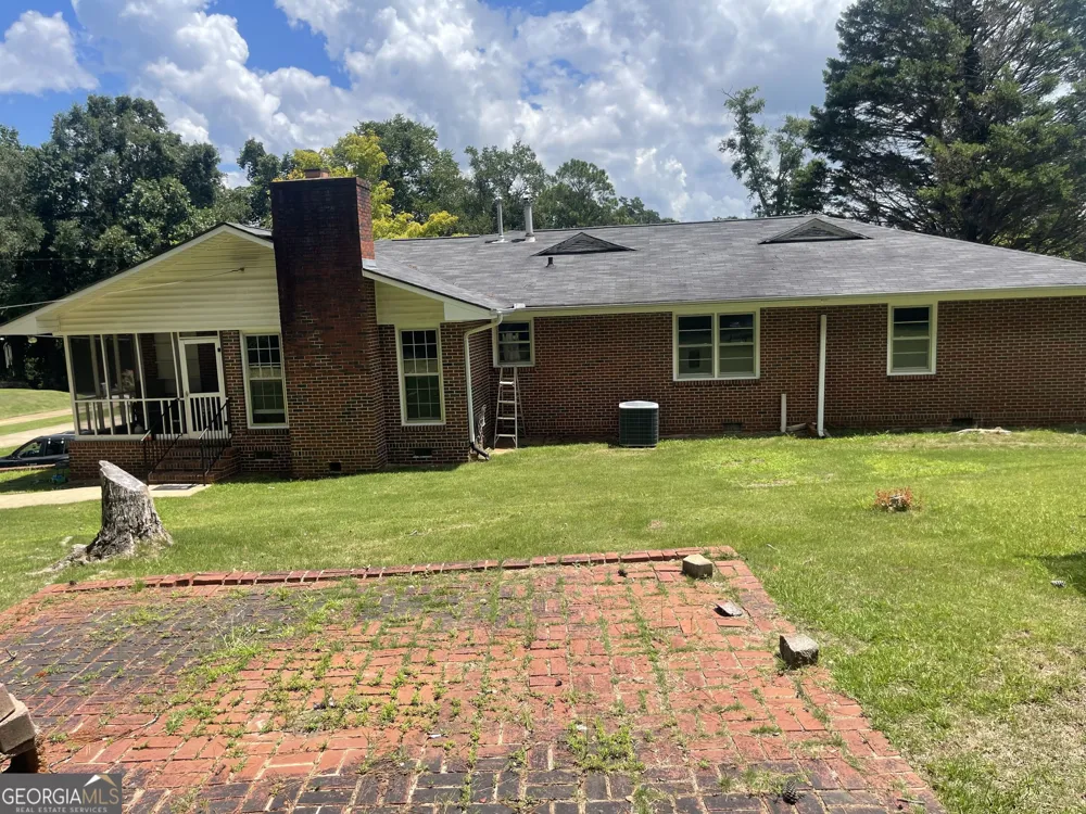103 Crestview Valley, AL 36854
