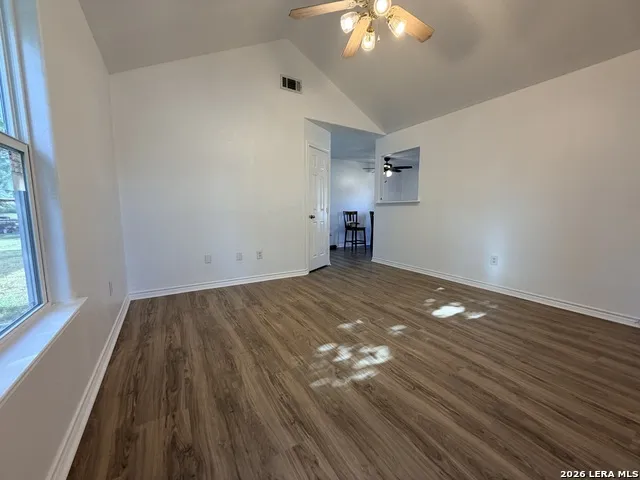 539 WACO ST Pleasanton, TX 78064