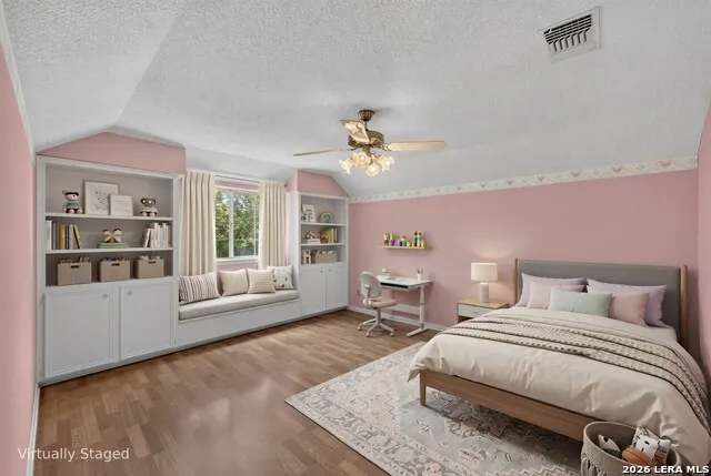 84 Granburg Circle San Antonio, TX 78218