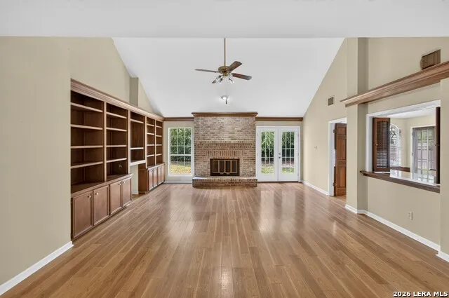 84 Granburg Circle San Antonio, TX 78218