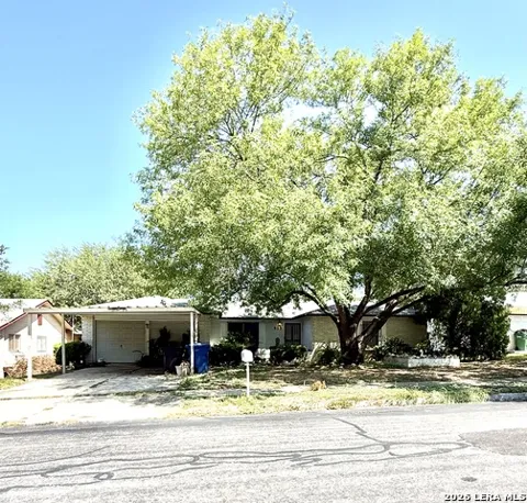 523 SOLAR DR