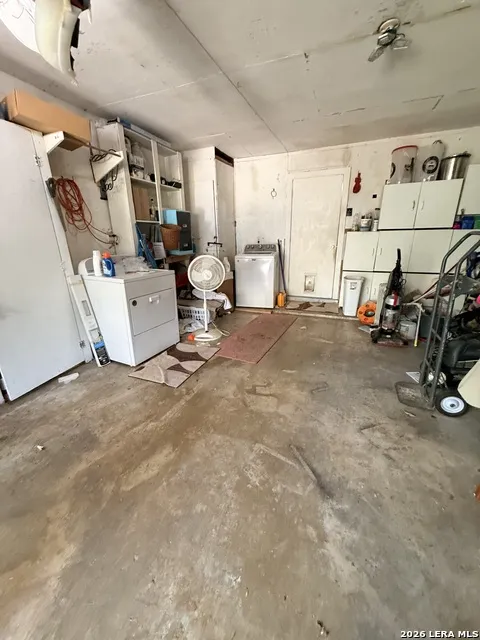 523 SOLAR DR San Antonio, TX 78227
