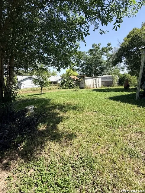 523 SOLAR DR San Antonio, TX 78227