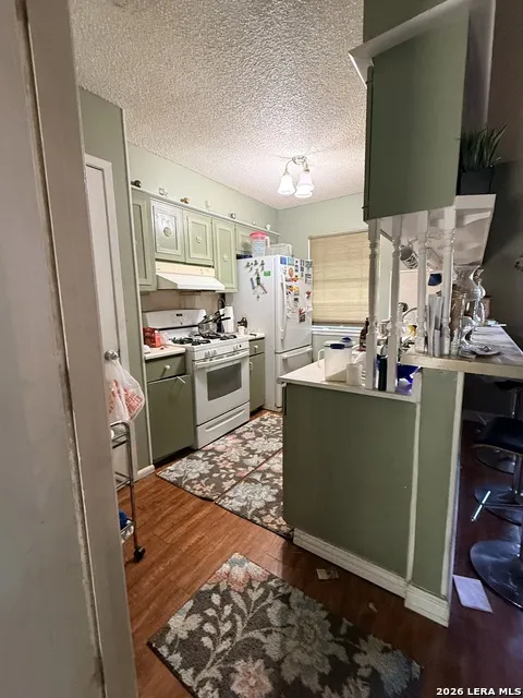 523 SOLAR DR San Antonio, TX 78227