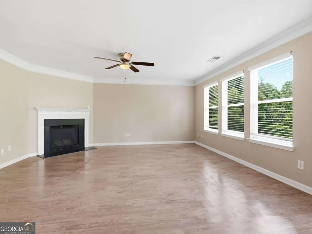 2828 Farmstead CT Grayson, GA 30017