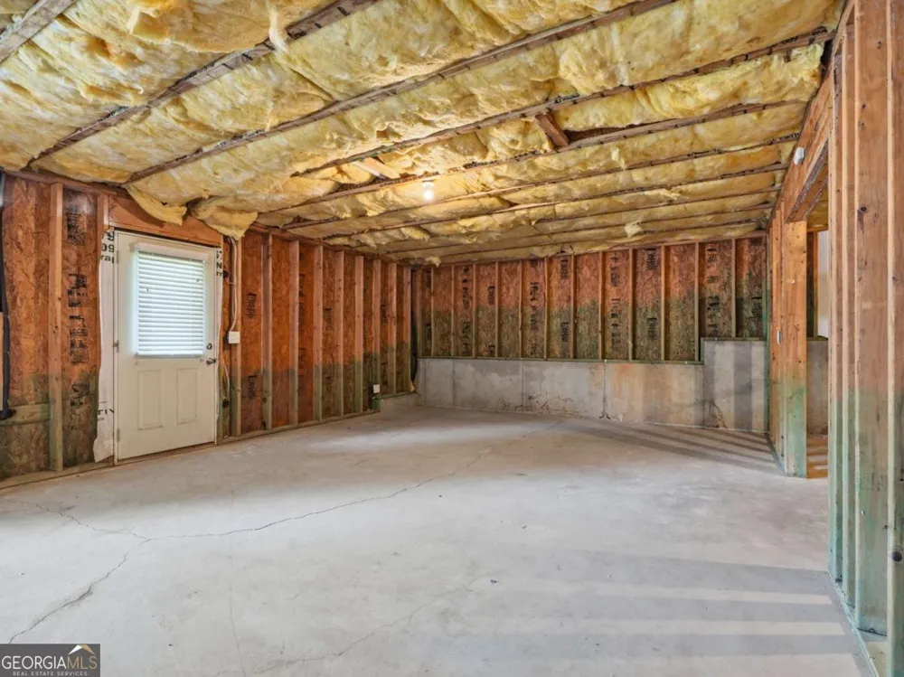 2828 Farmstead CT Grayson, GA 30017