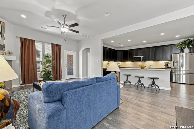 3611 TEXEL LN Pflugerville, TX 78660
