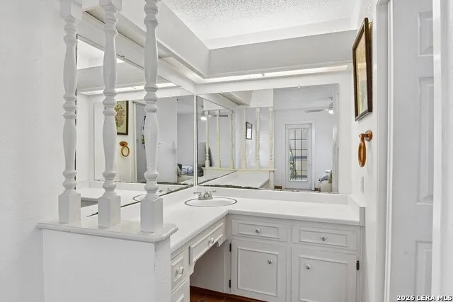 16725 Windjammer Helotes, TX 78023