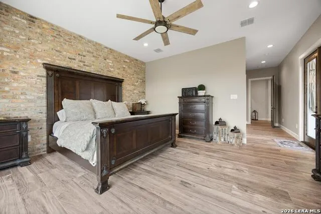 305 Big Sky Ct Blanco, TX 78606