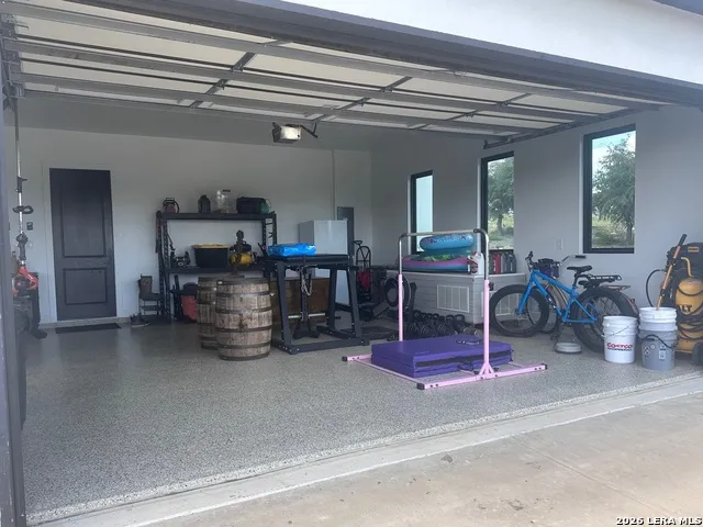 305 Big Sky Ct Blanco, TX 78606