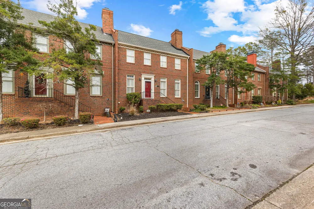 180 Habersham PL Fayetteville, GA 30214