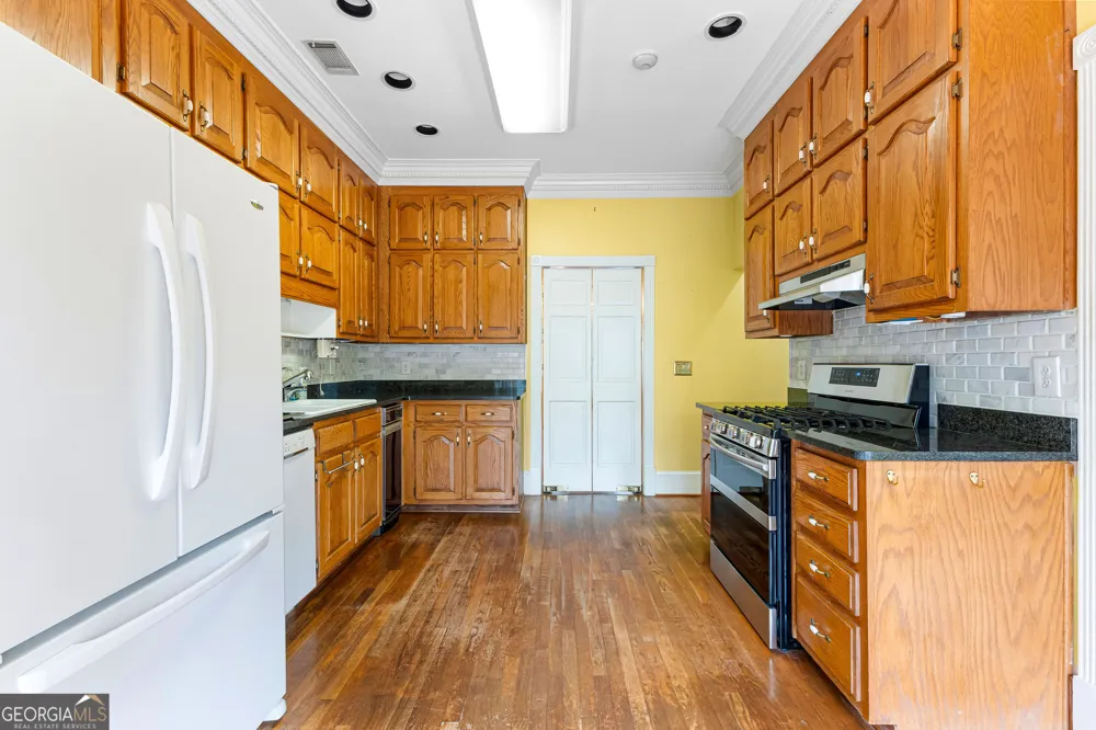 180 Habersham PL Fayetteville, GA 30214