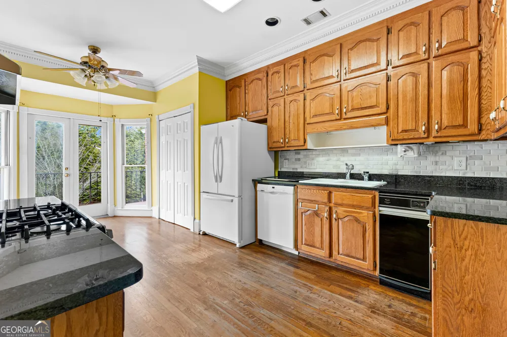 180 Habersham PL Fayetteville, GA 30214