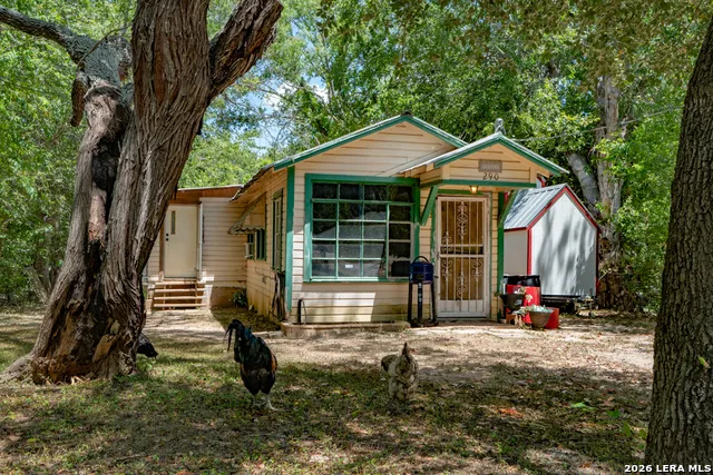 286 RIVERVIEW TER Seguin, TX 78155