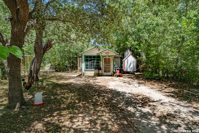 286 RIVERVIEW TER Seguin, TX 78155