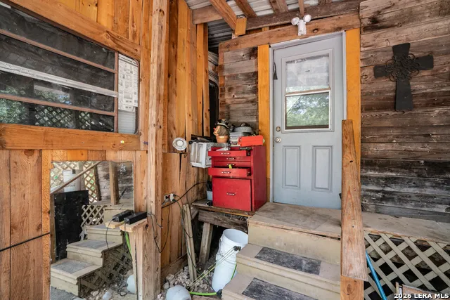 286 RIVERVIEW TER Seguin, TX 78155