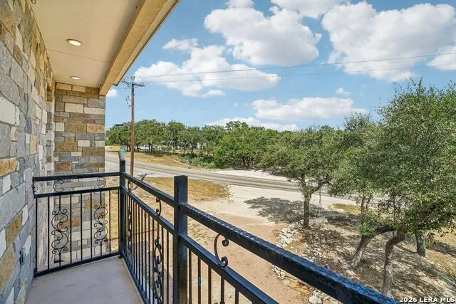 757 CANYON BND Canyon Lake, TX 78133