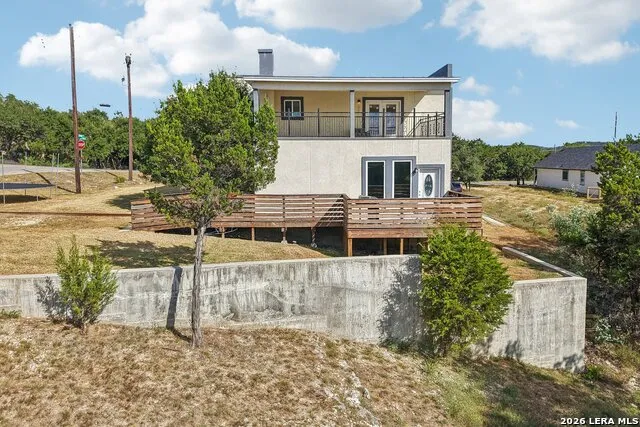 757 CANYON BND Canyon Lake, TX 78133