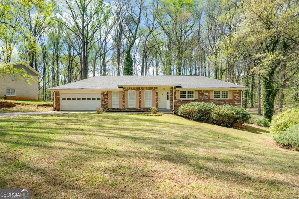 155 King David DR Lilburn, GA 30047