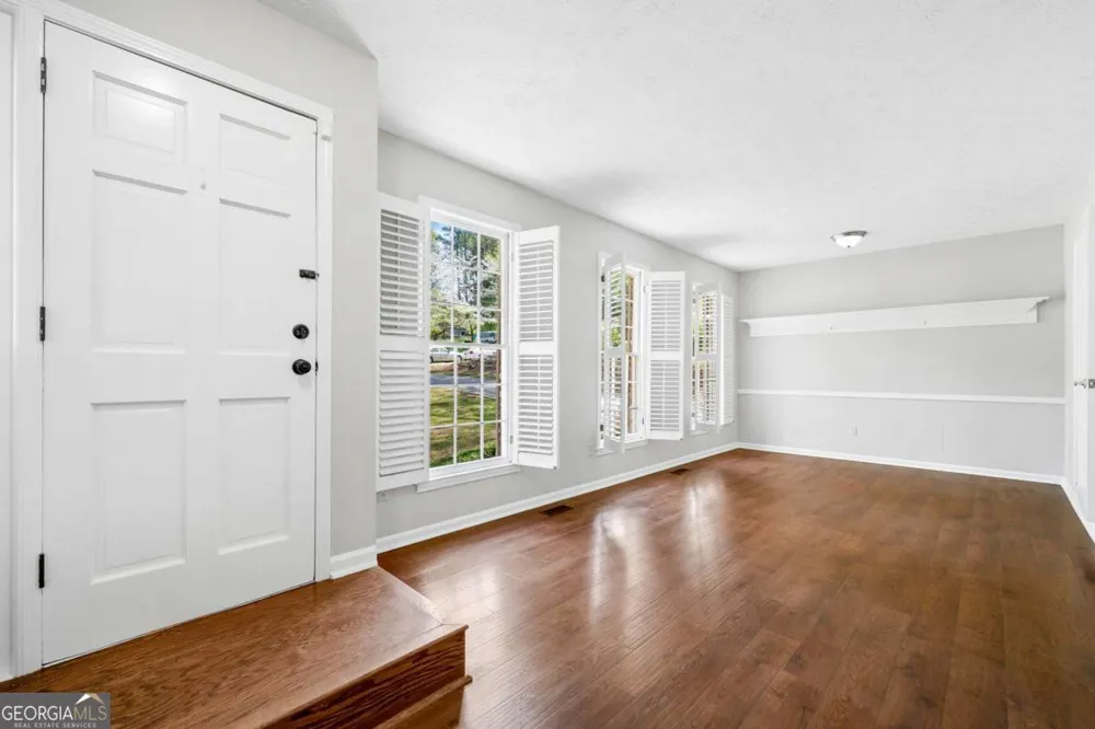 155 King David DR Lilburn, GA 30047