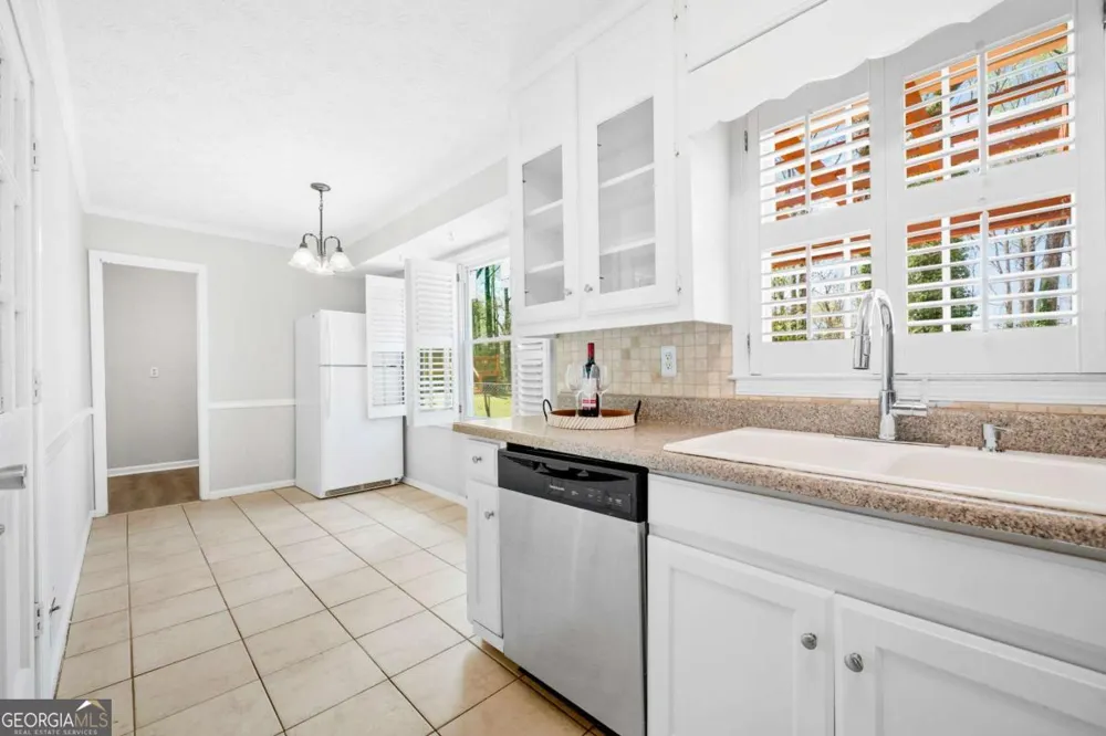 155 King David DR Lilburn, GA 30047