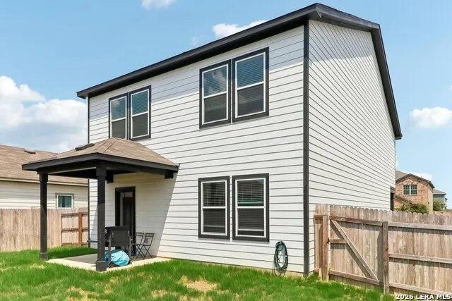 2540 WINDLE LN Seguin, TX 78155