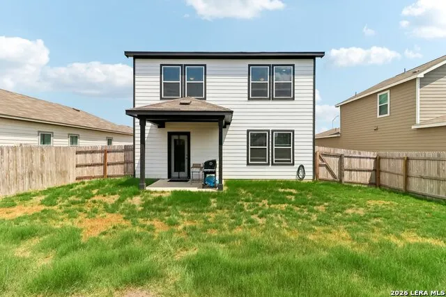 2540 WINDLE LN Seguin, TX 78155