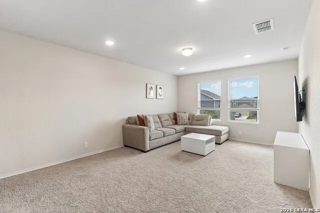 2540 WINDLE LN Seguin, TX 78155
