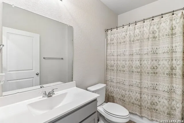 2540 WINDLE LN Seguin, TX 78155