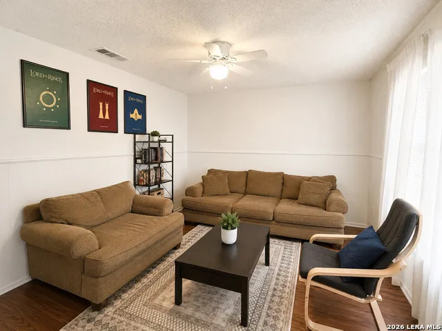300 JUDITH ANN DR Schertz, TX 78154