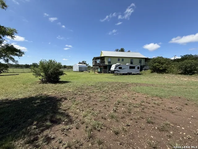 153 Park Bandera, TX 78003